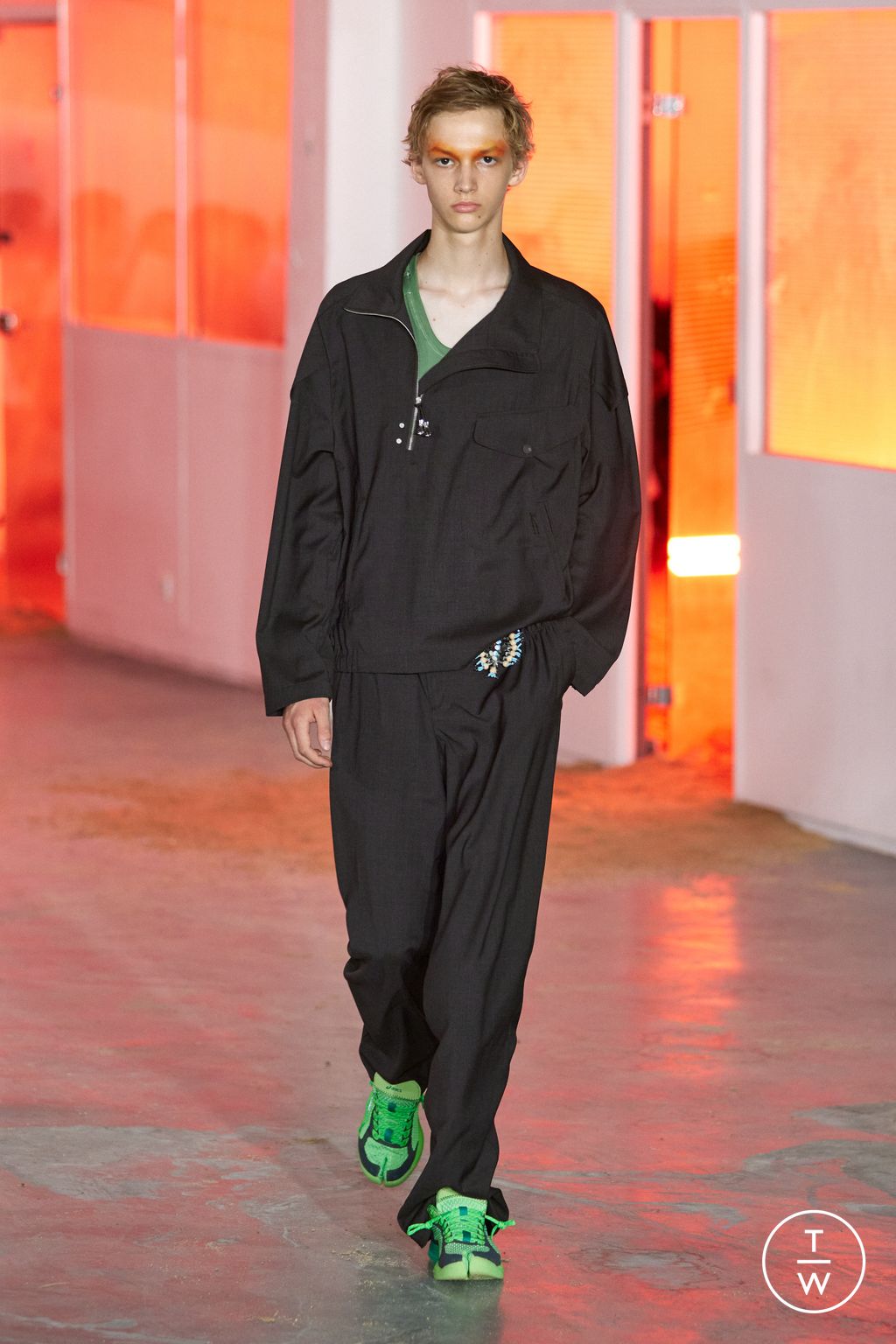 Fashion Week Paris Spring/Summer 2026 look 23 from the Kiko Kostadinov collection menswear