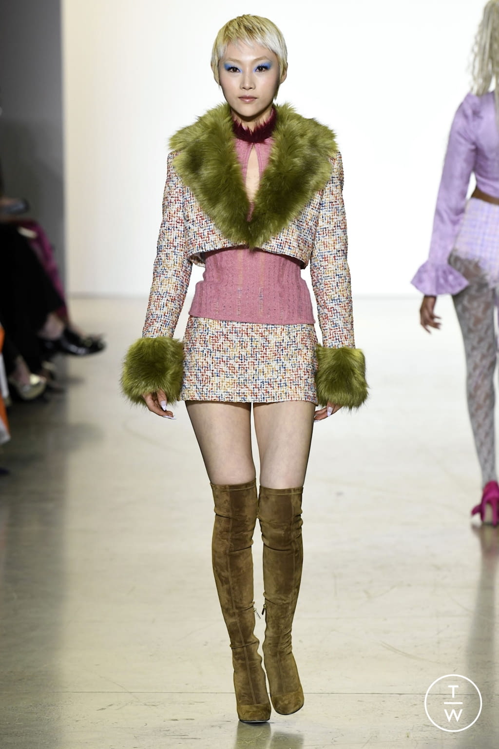 Fashion Week New York Fall/Winter 2022 look 12 from the Kim Shui collection 女装