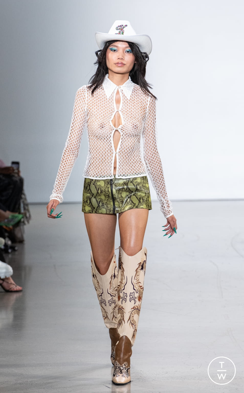 Fashion Week New York Spring/Summer 2022 look 25 from the Kim Shui collection womenswear