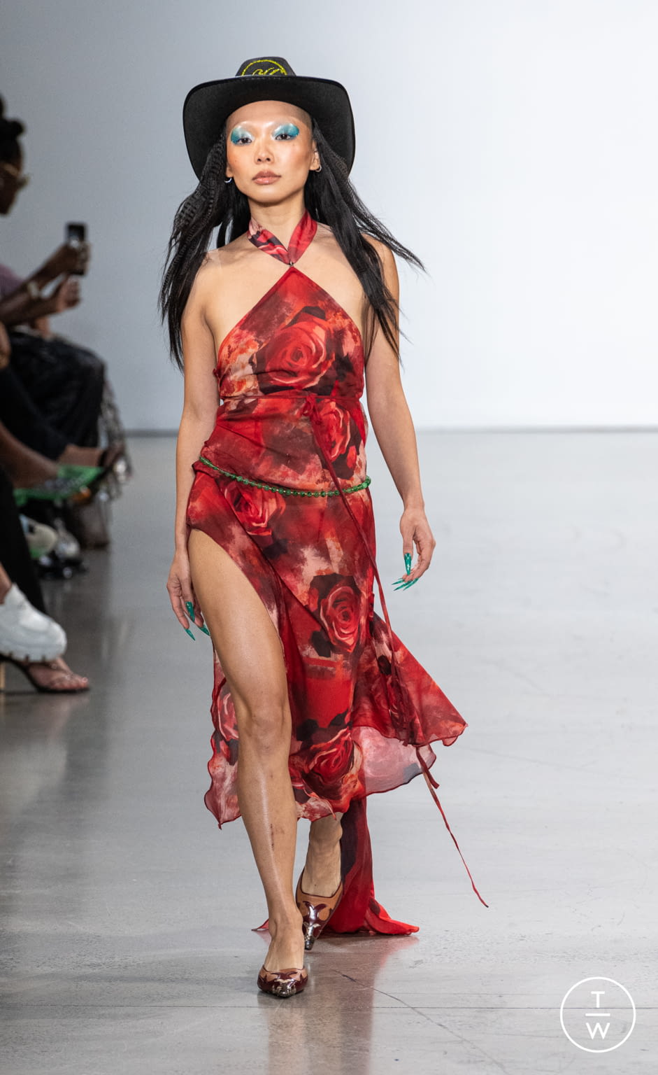 Fashion Week New York Spring/Summer 2022 look 29 from the Kim Shui collection womenswear