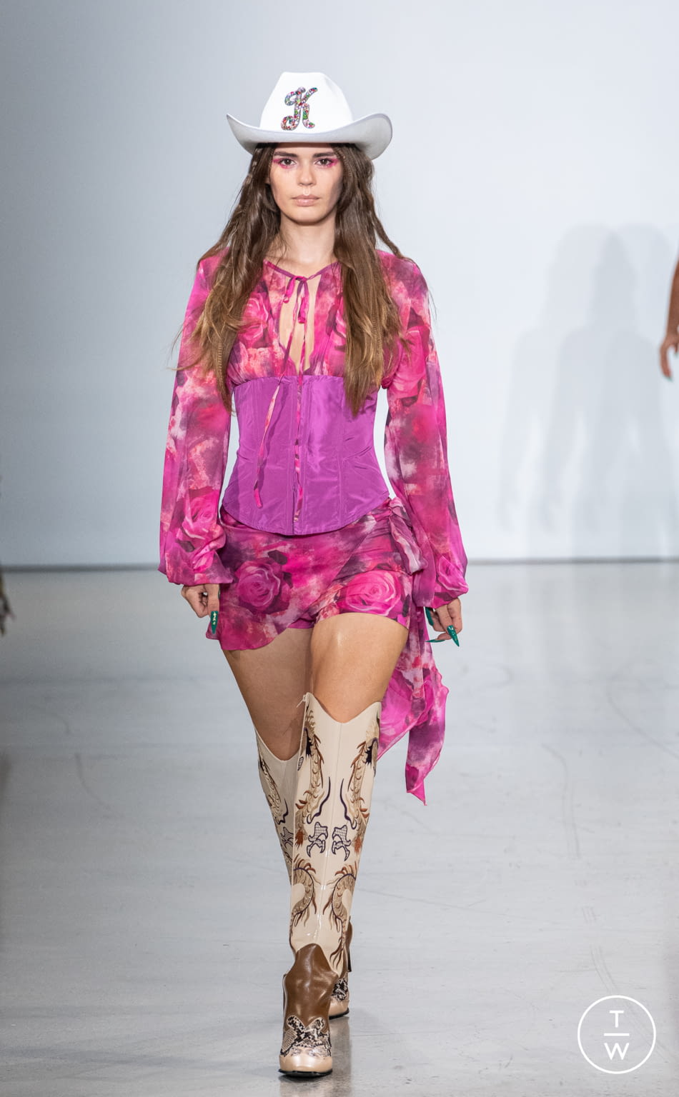 Fashion Week New York Spring/Summer 2022 look 32 from the Kim Shui collection womenswear