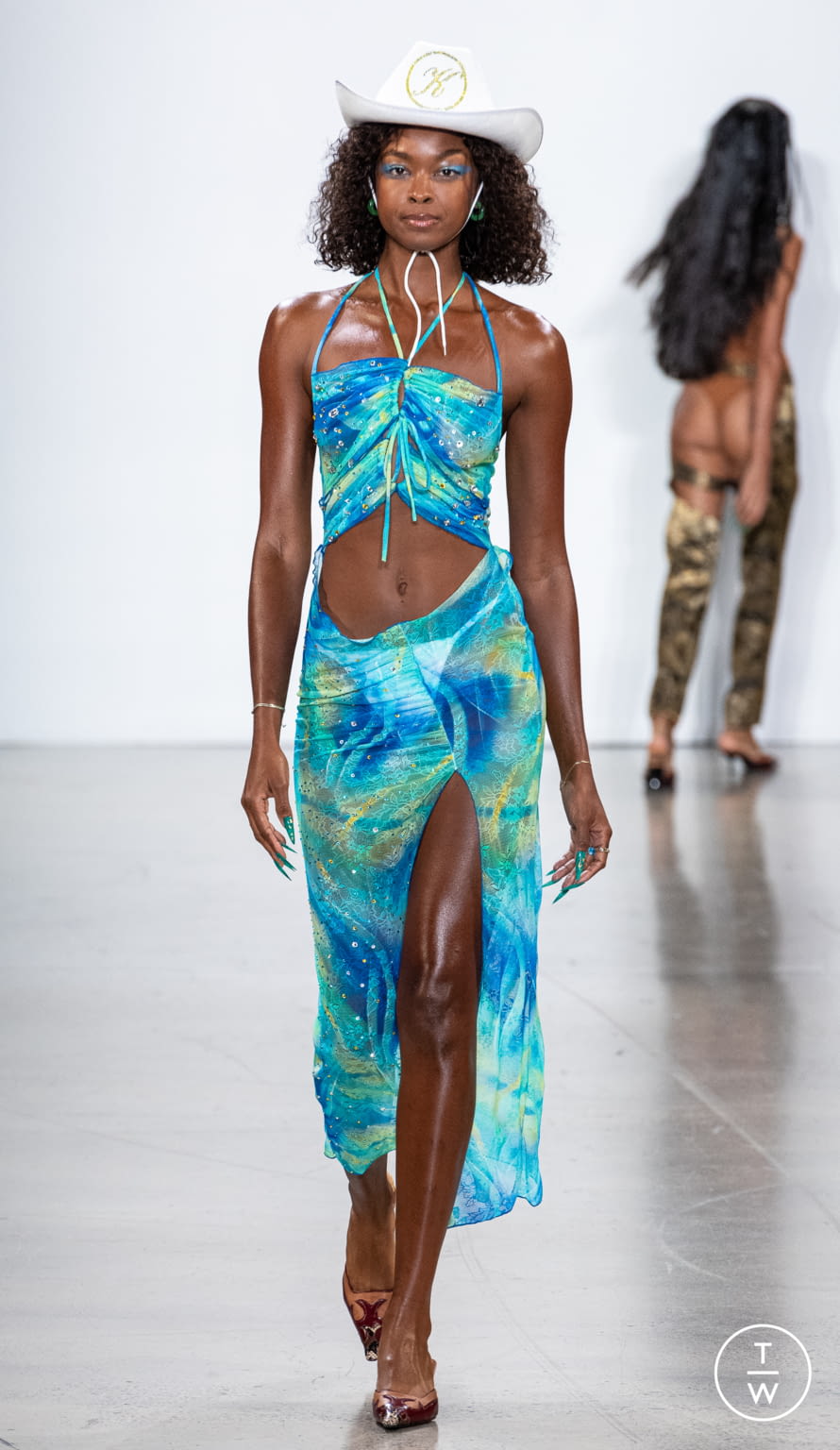 Fashion Week New York Spring/Summer 2022 look 37 from the Kim Shui collection womenswear