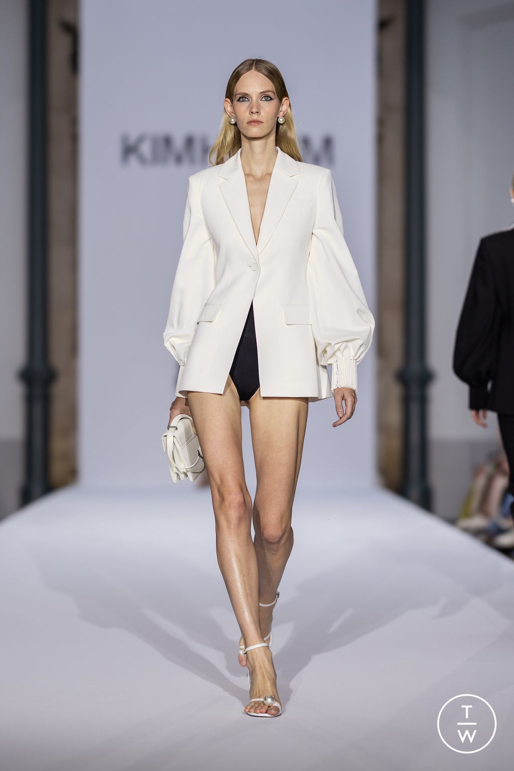 Fashion Week Paris Spring/Summer 2024 look 2 from the Kimhekim collection womenswear
