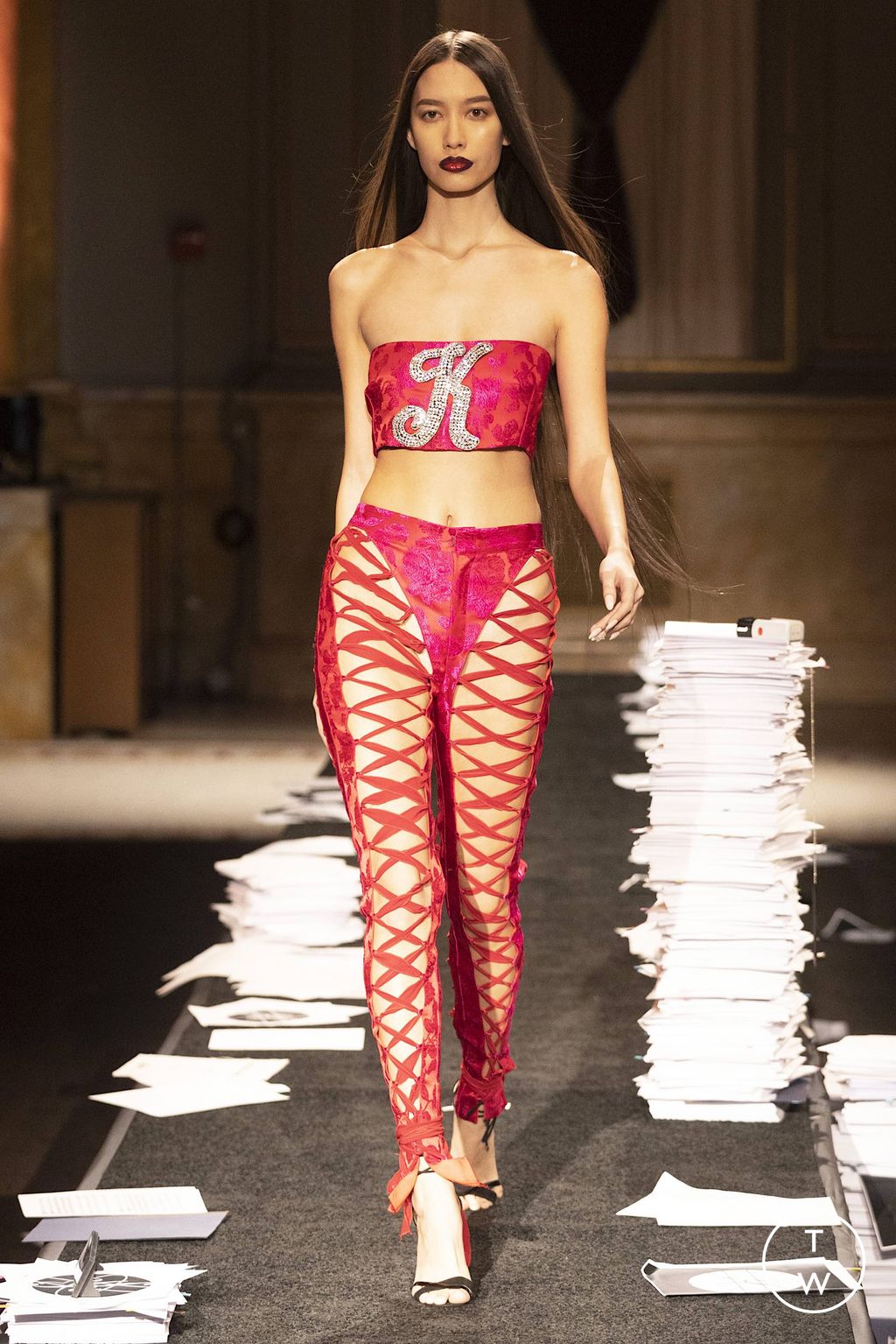 Fashion Week New York Fall/Winter 2023 look 35 de la collection Kim Shui womenswear