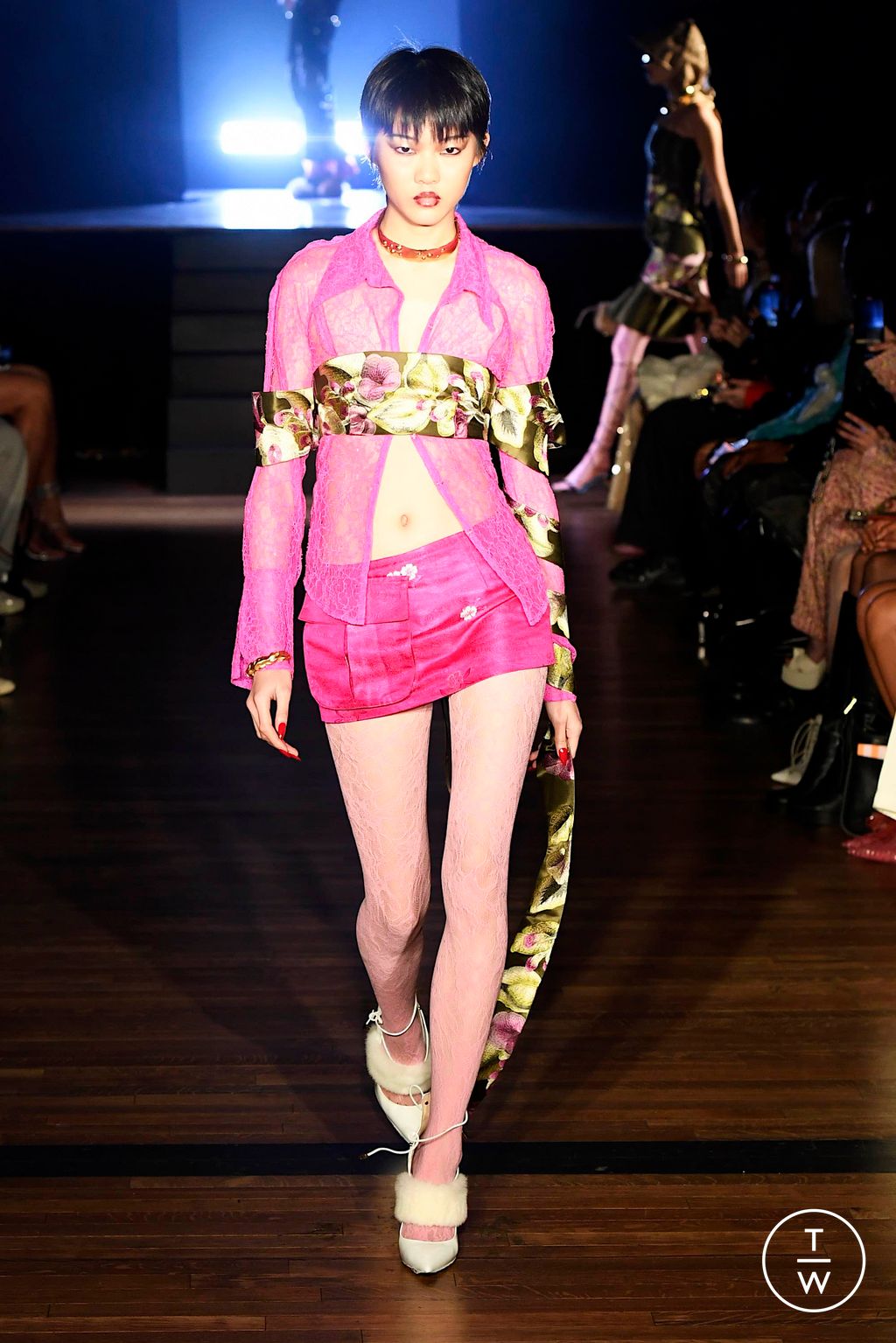 Fashion Week New York Fall/Winter 2024 look 7 de la collection Kim Shui womenswear