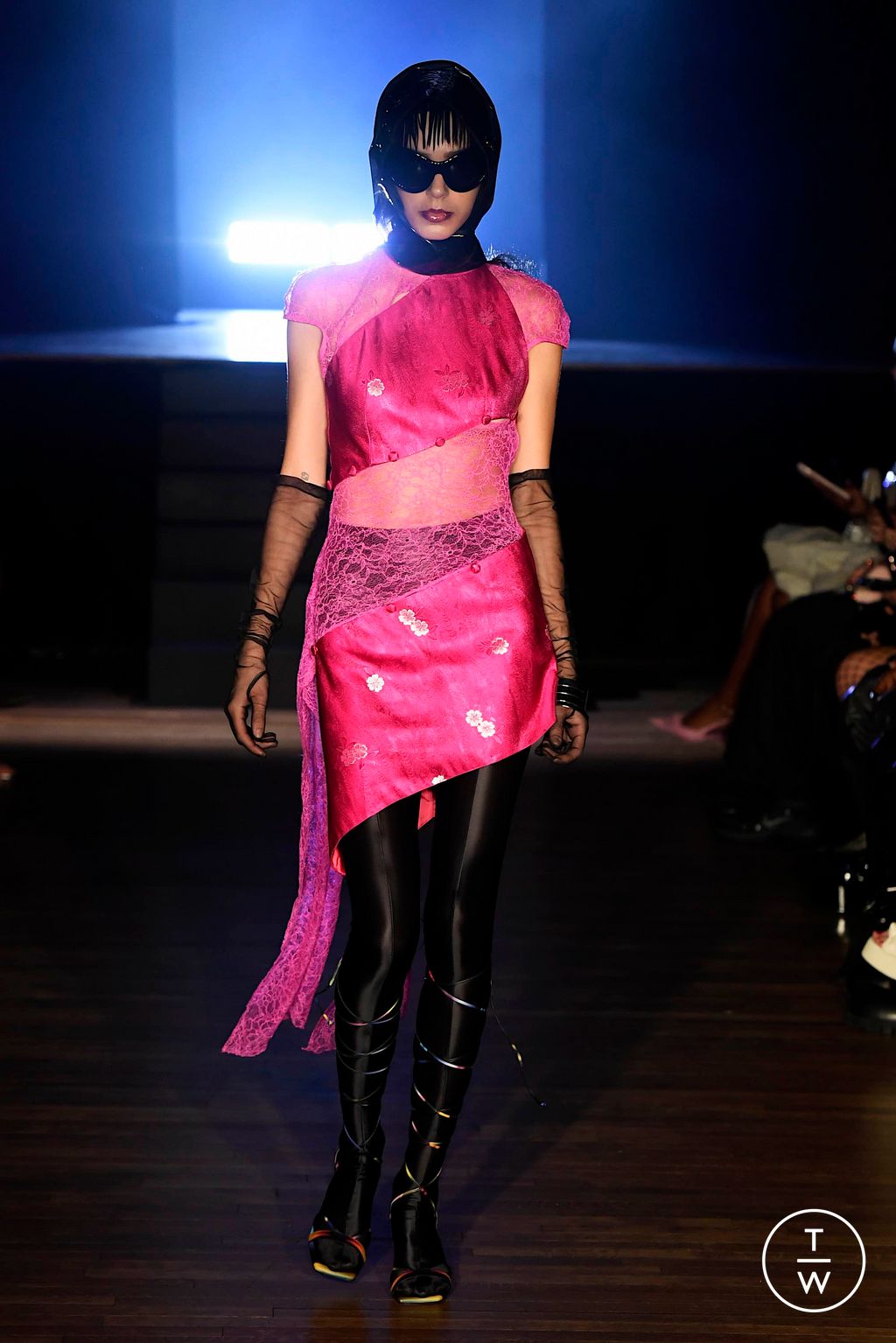 Fashion Week New York Fall/Winter 2024 look 11 de la collection Kim Shui womenswear