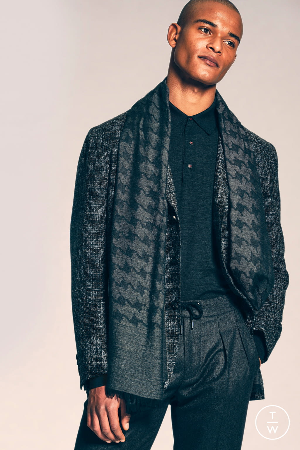 Fashion Week Milan Fall/Winter 2021 look 3 from the Kiton collection menswear