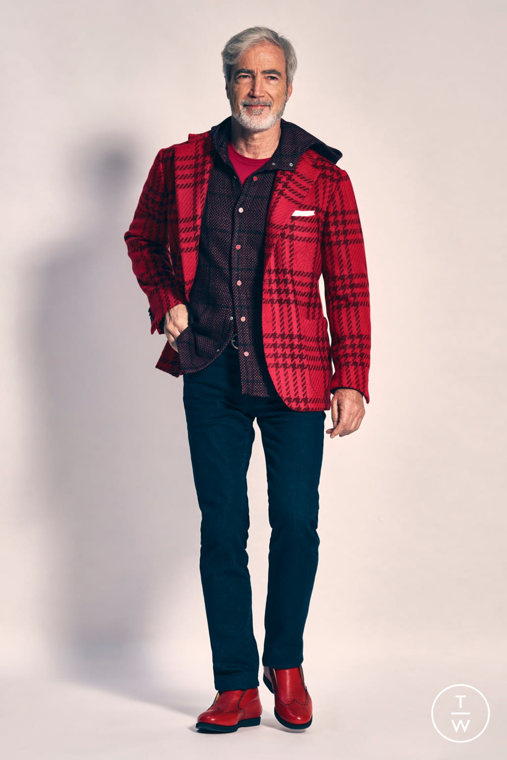 Fashion Week Milan Fall/Winter 2021 look 35 from the Kiton collection 男装