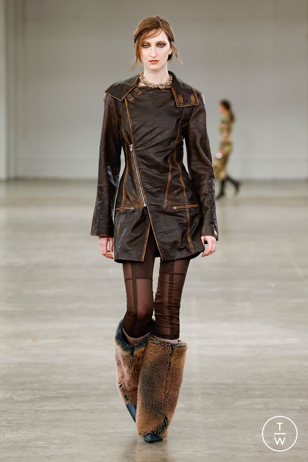 Fashion Week London Fall/Winter 2024 look 16 from the KNWLS collection 女装