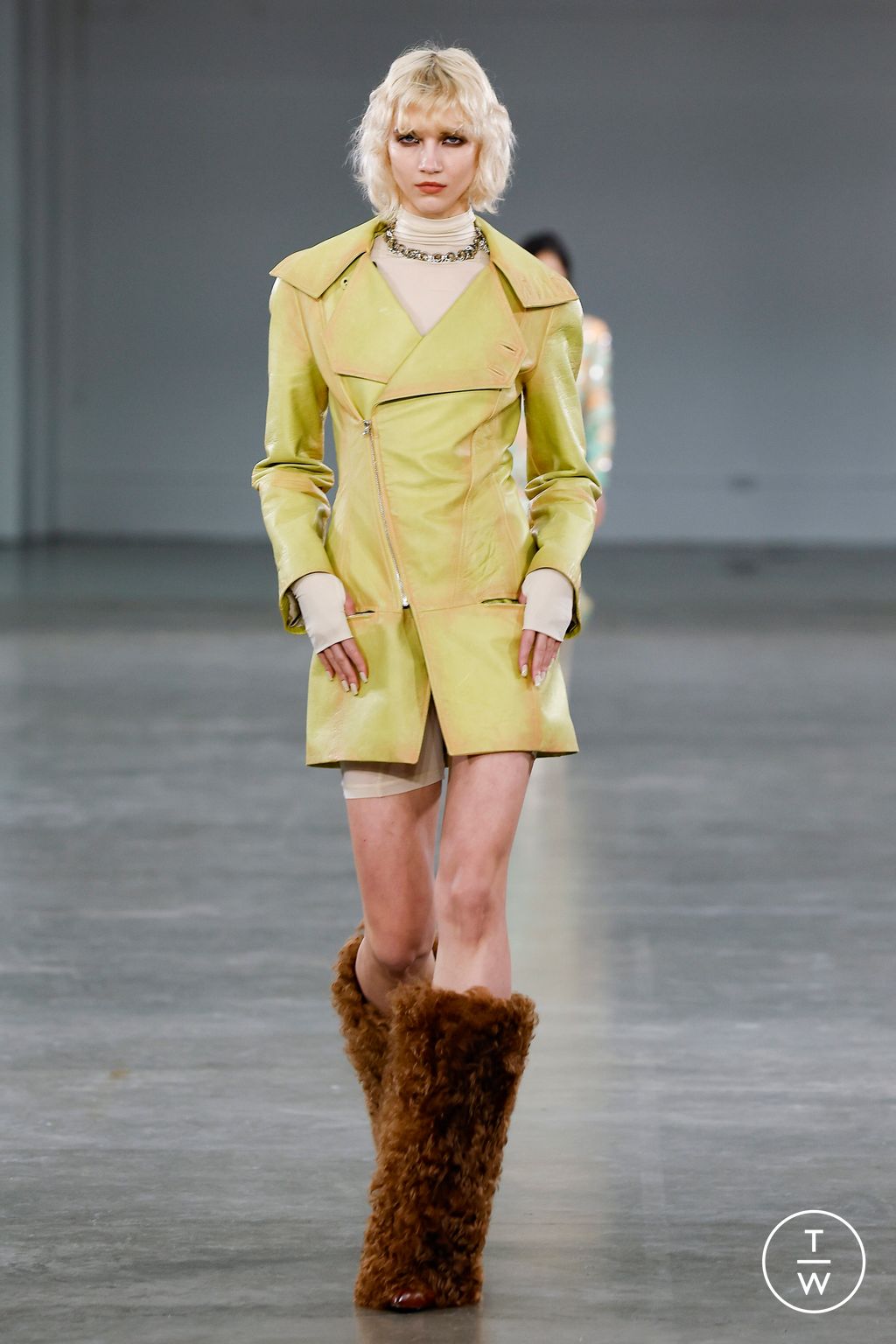 Fashion Week London Fall/Winter 2024 look 30 from the KNWLS collection 女装