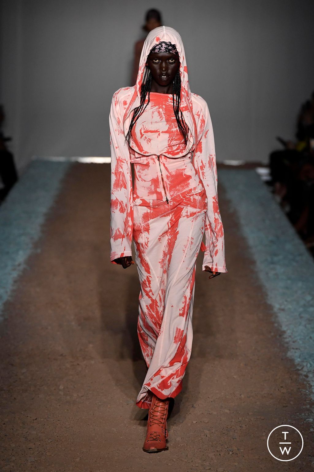 Fashion Week London Spring/Summer 2024 look 8 from the KNWLS collection womenswear