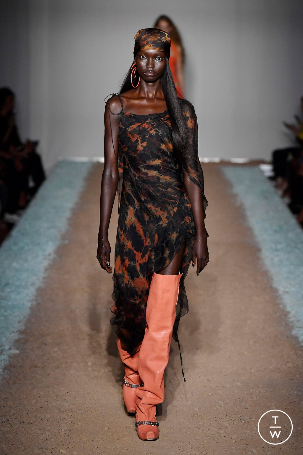 Fashion Week London Spring/Summer 2024 look 10 from the KNWLS collection womenswear