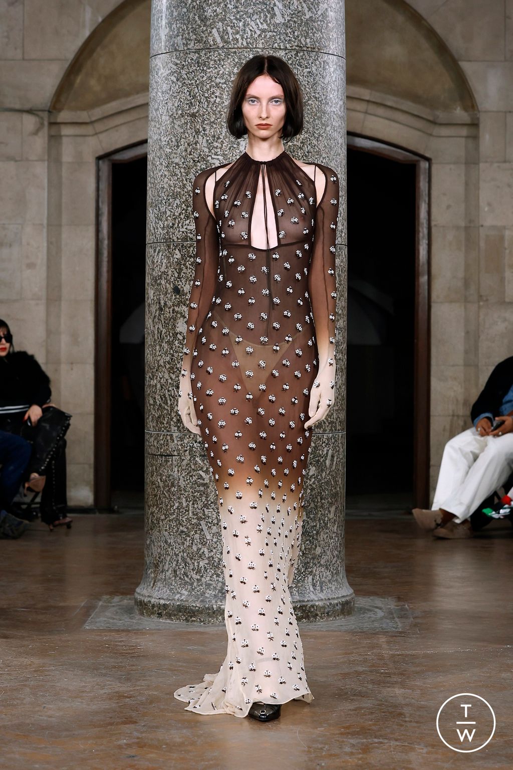 Fashion Week London Spring/Summer 2025 look 28 from the KNWLS collection womenswear