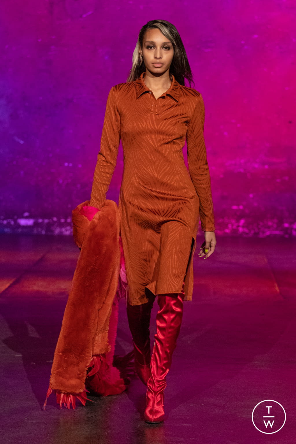 Fashion Week Paris Fall/Winter 2021 look 7 from the Koché collection womenswear