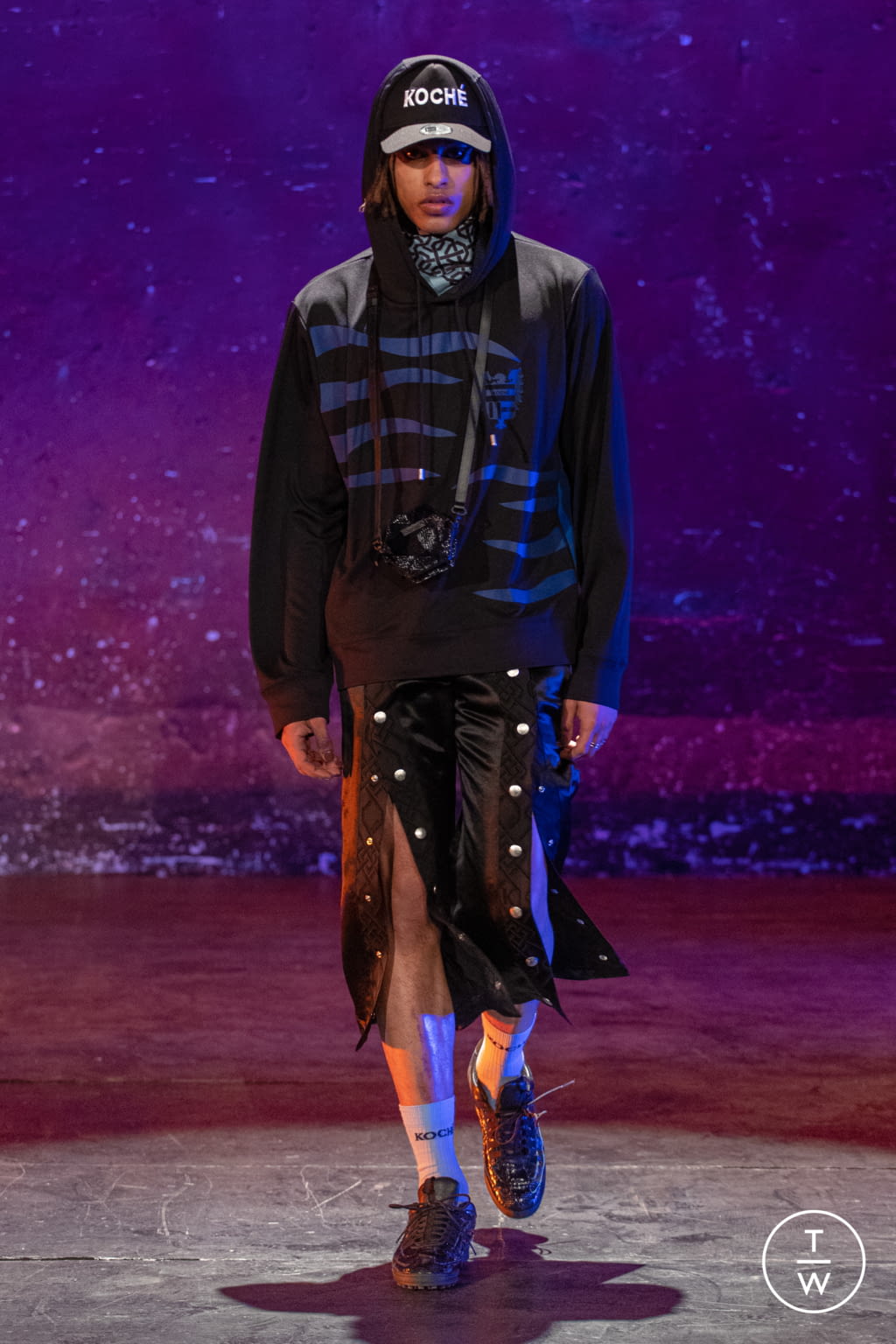 Fashion Week Paris Fall/Winter 2021 look 14 from the Koché collection 女装