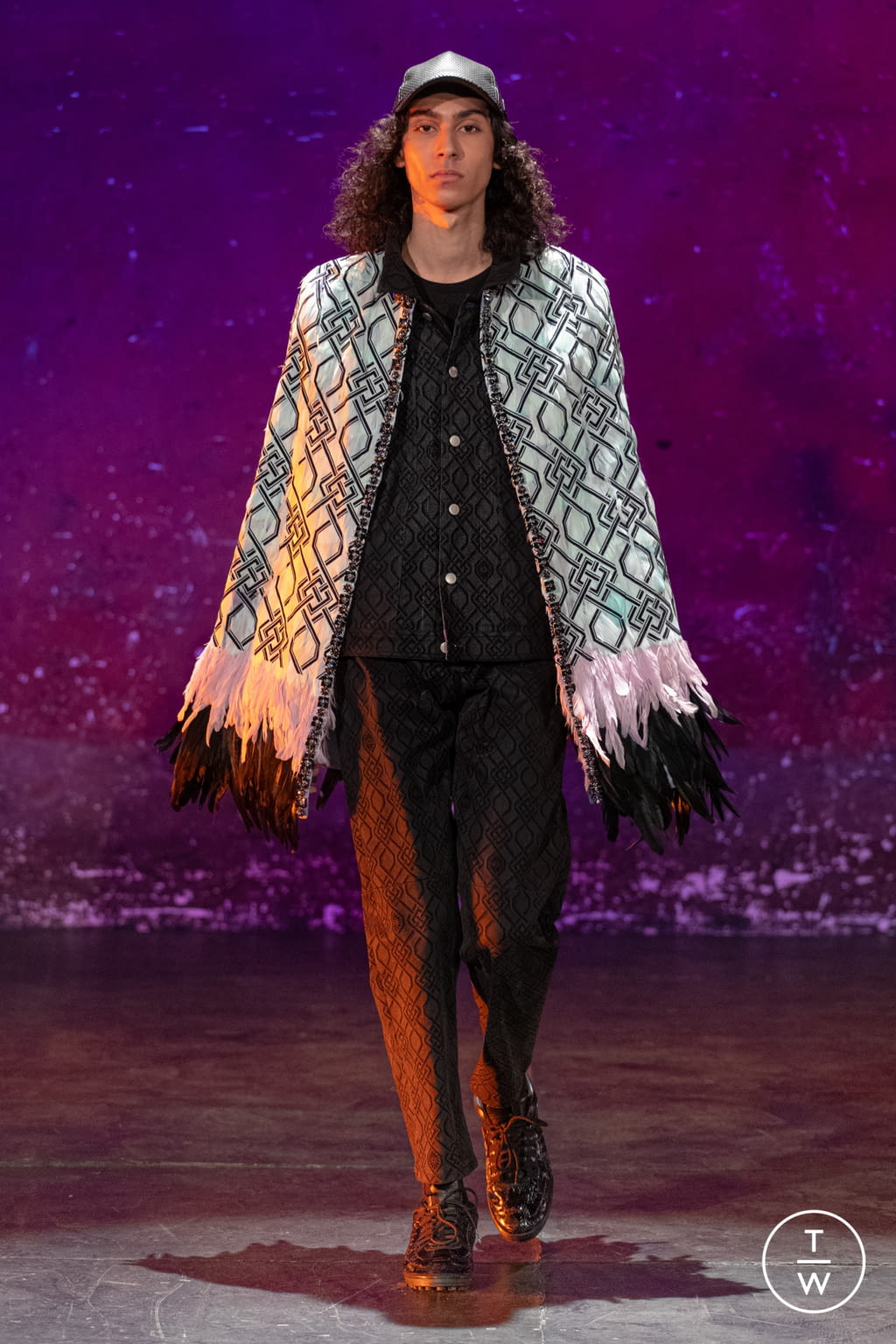 Fashion Week Paris Fall/Winter 2021 look 21 from the Koché collection 女装