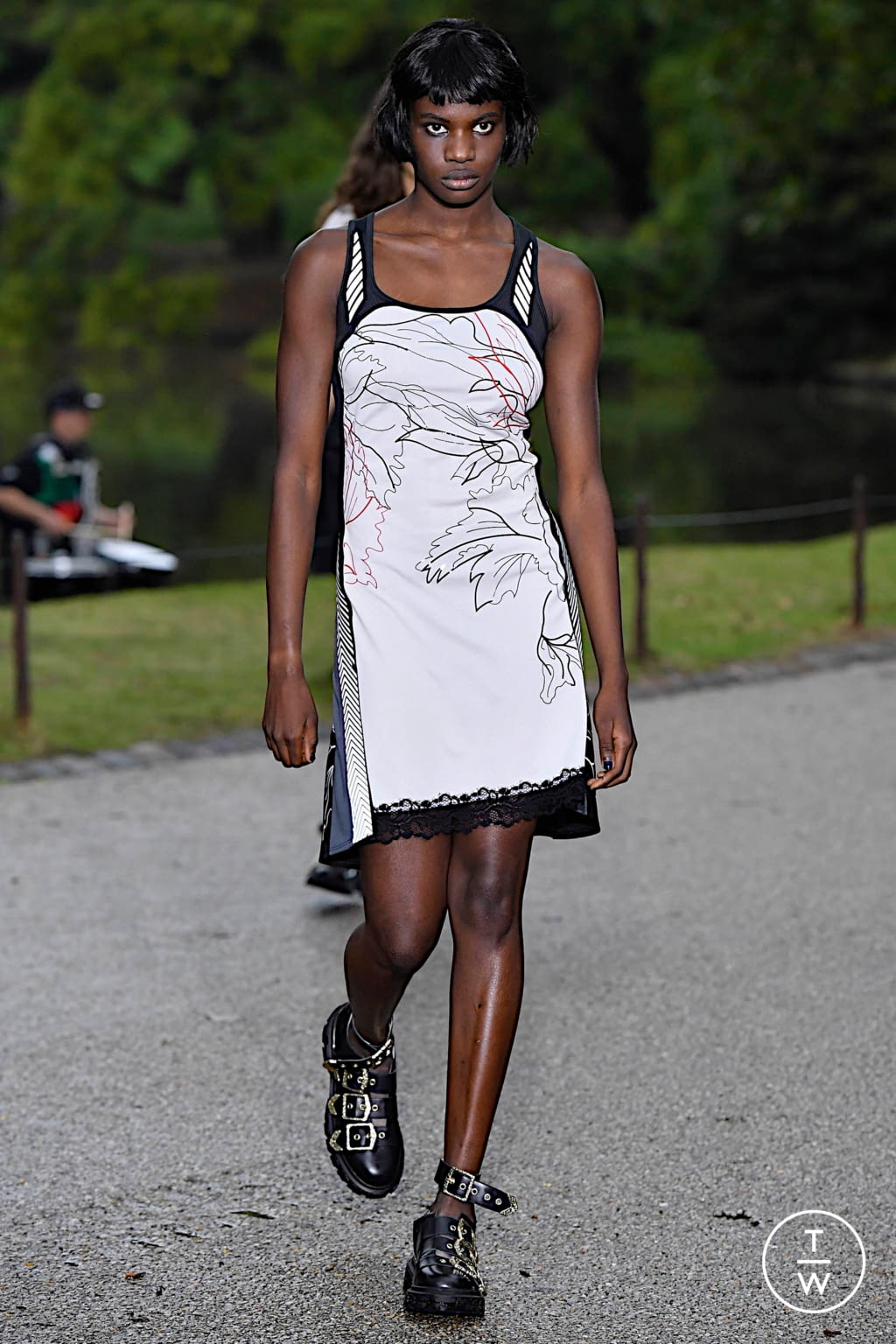Fashion Week Paris Spring/Summer 2021 look 33 from the Koché collection womenswear