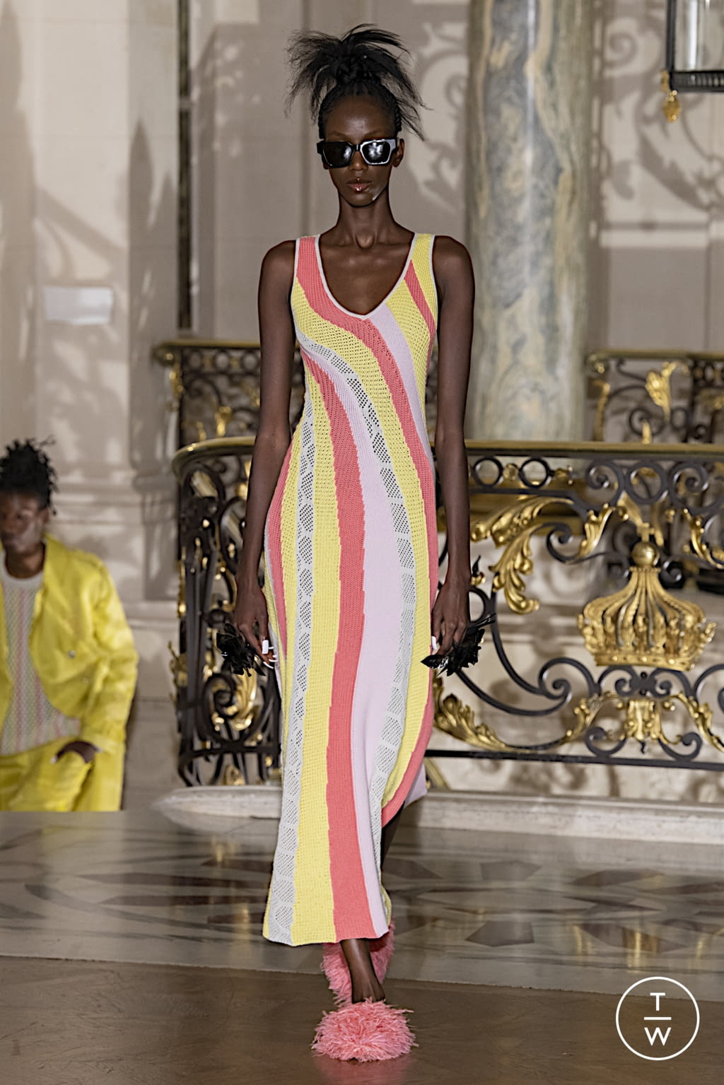 Fashion Week Paris Spring/Summer 2022 look 25 from the Koché collection womenswear