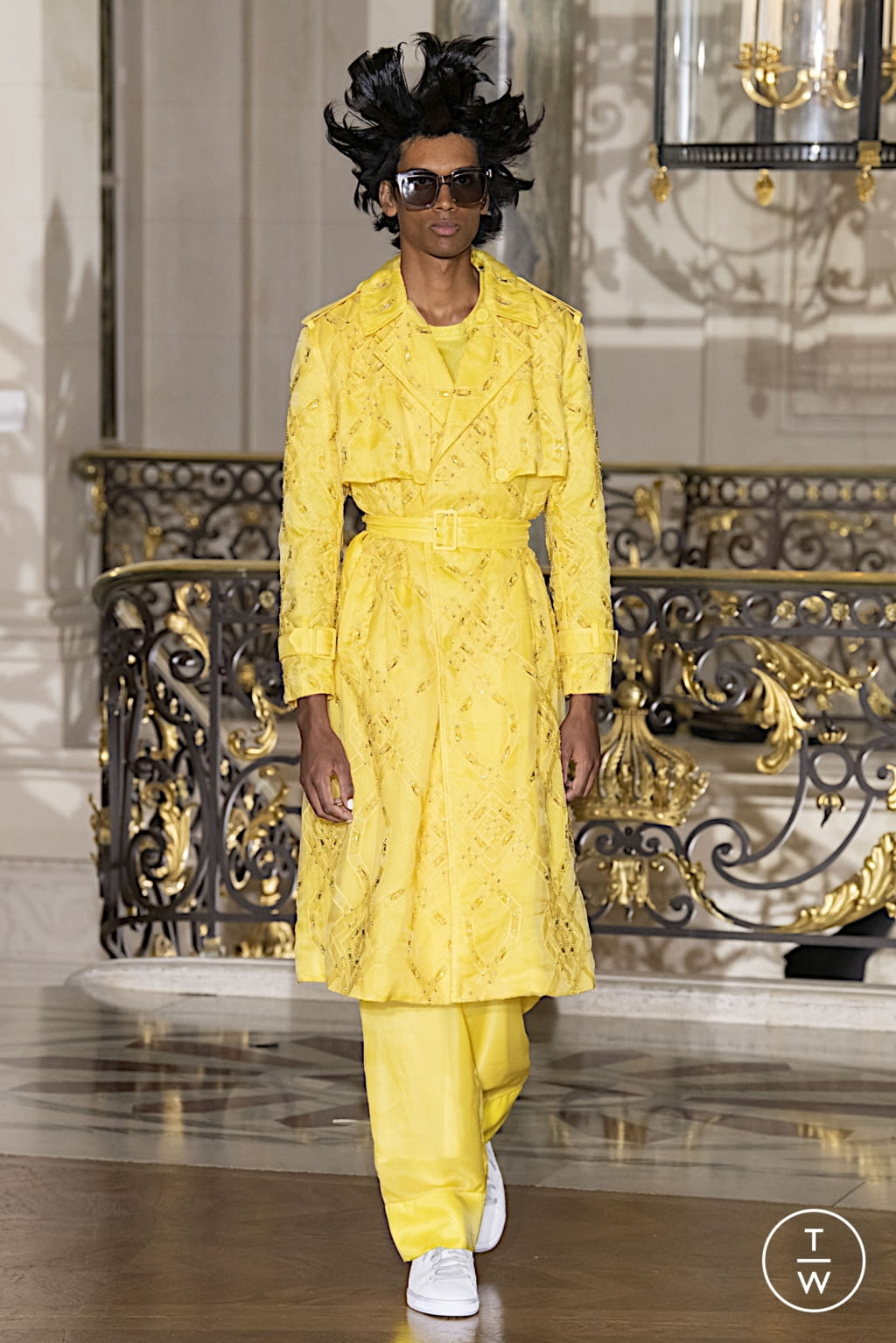 Fashion Week Paris Spring/Summer 2022 look 32 from the Koché collection 女装