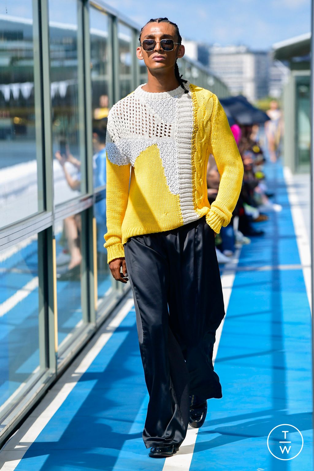 Fashion Week Paris Spring/Summer 2024 look 25 from the Koché collection menswear