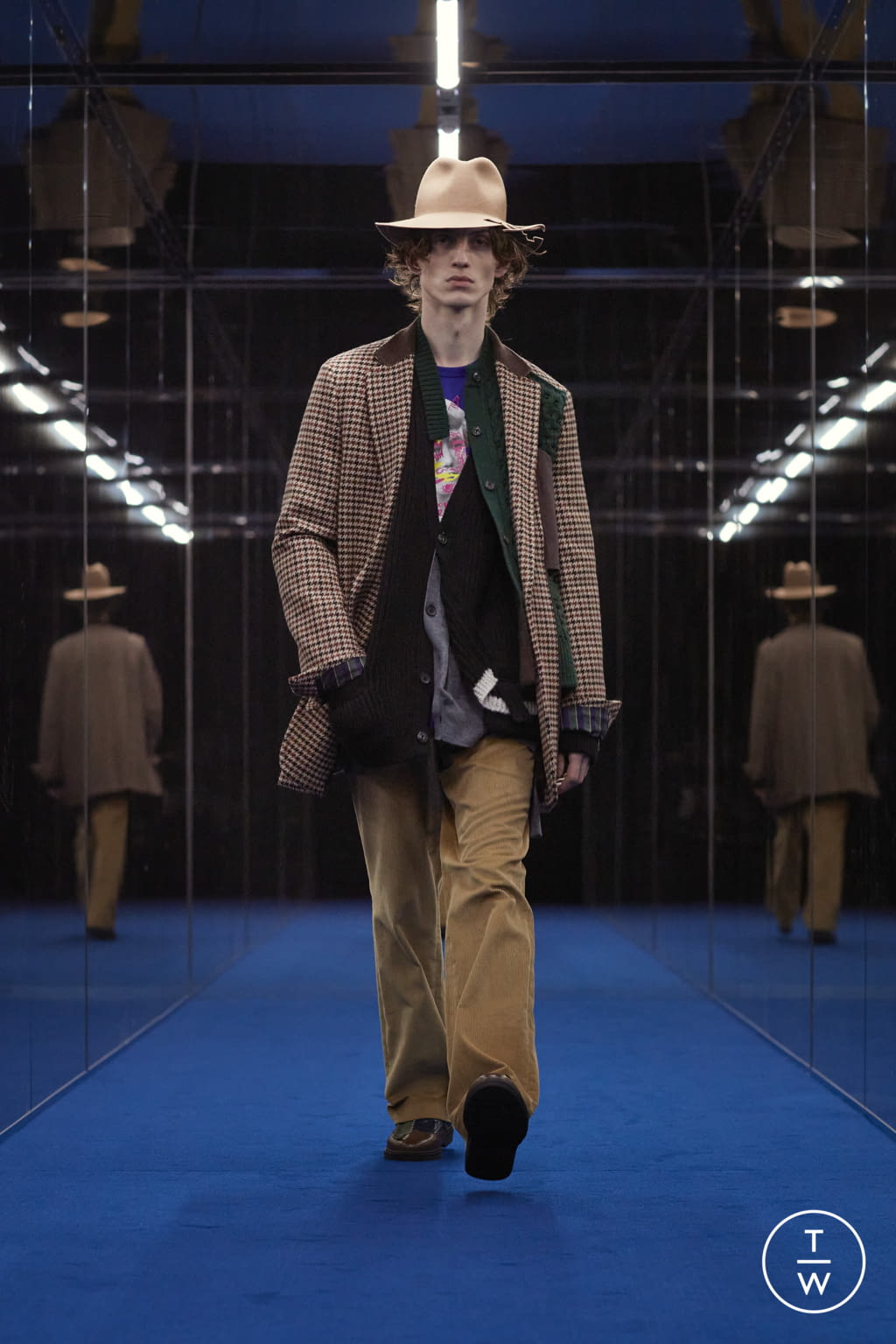 Fashion Week Paris Fall/Winter 2022 look 24 from the Kolor collection 男装
