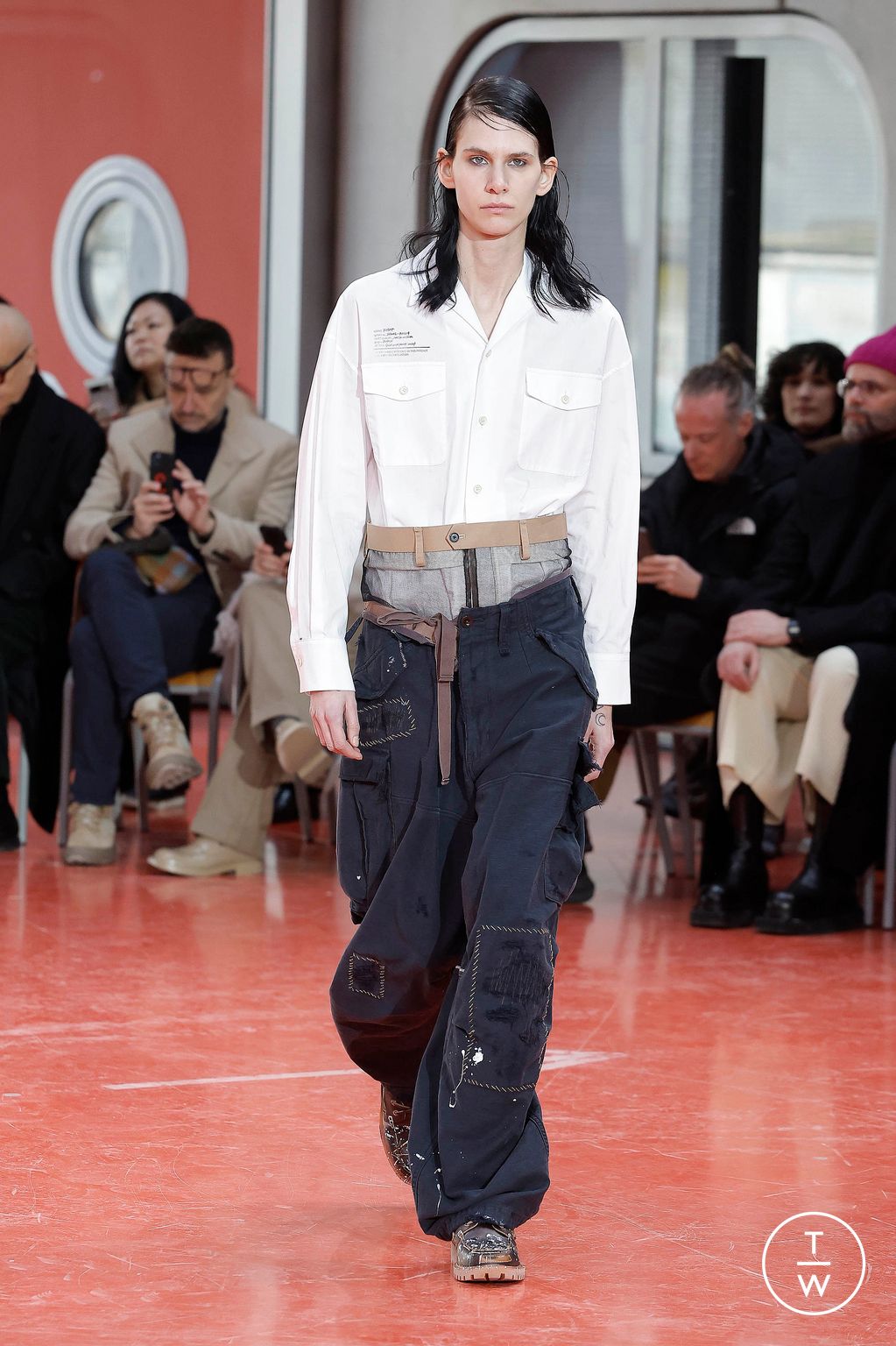 Fashion Week Paris Fall/Winter 2024 look 3 from the Kolor collection 男装