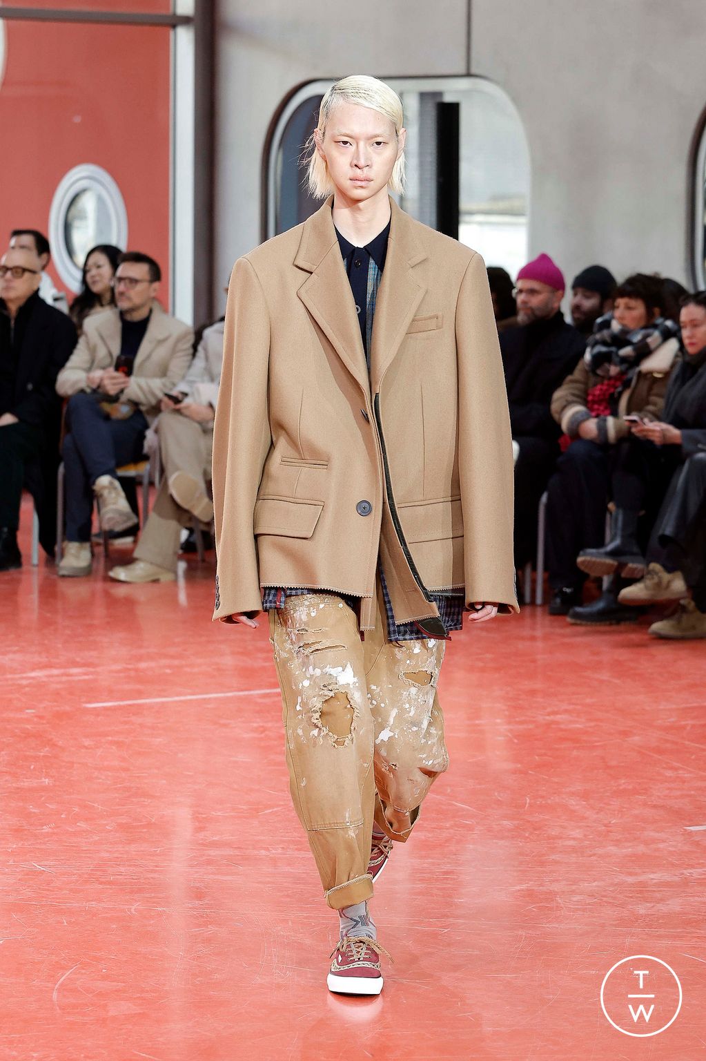 Fashion Week Paris Fall/Winter 2024 look 12 de la collection Kolor menswear