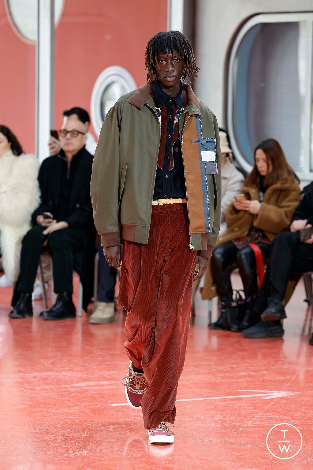 Fashion Week Paris Fall/Winter 2024 look 22 from the Kolor collection menswear