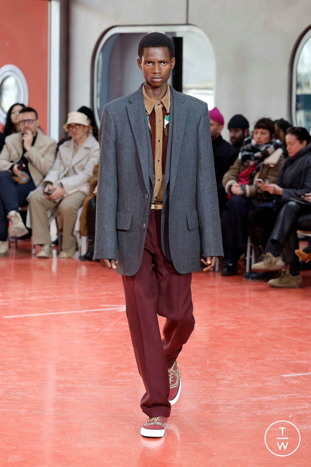 Fashion Week Paris Fall/Winter 2024 look 41 from the Kolor collection 男装