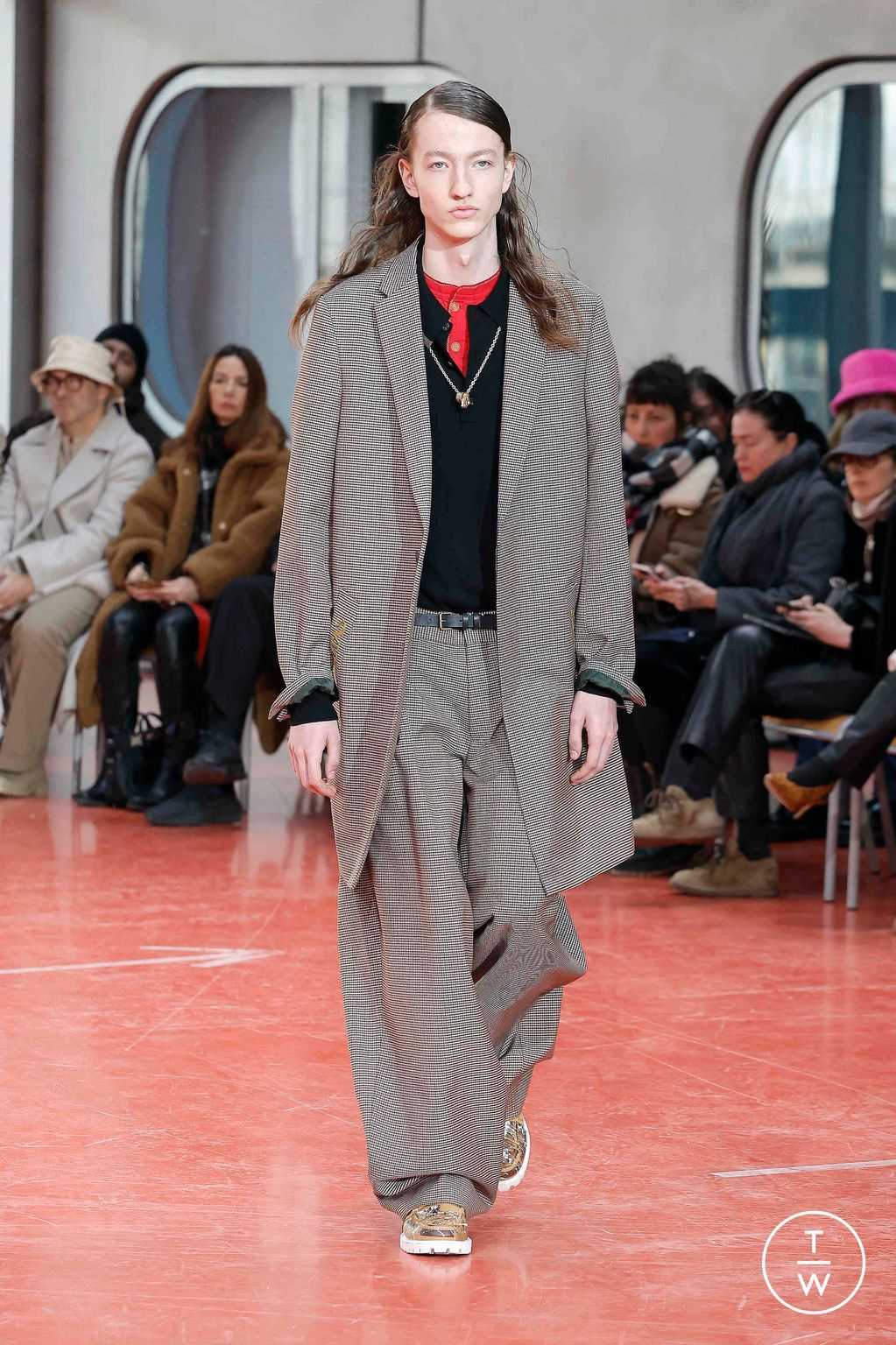 Fashion Week Paris Fall/Winter 2024 look 42 de la collection Kolor menswear