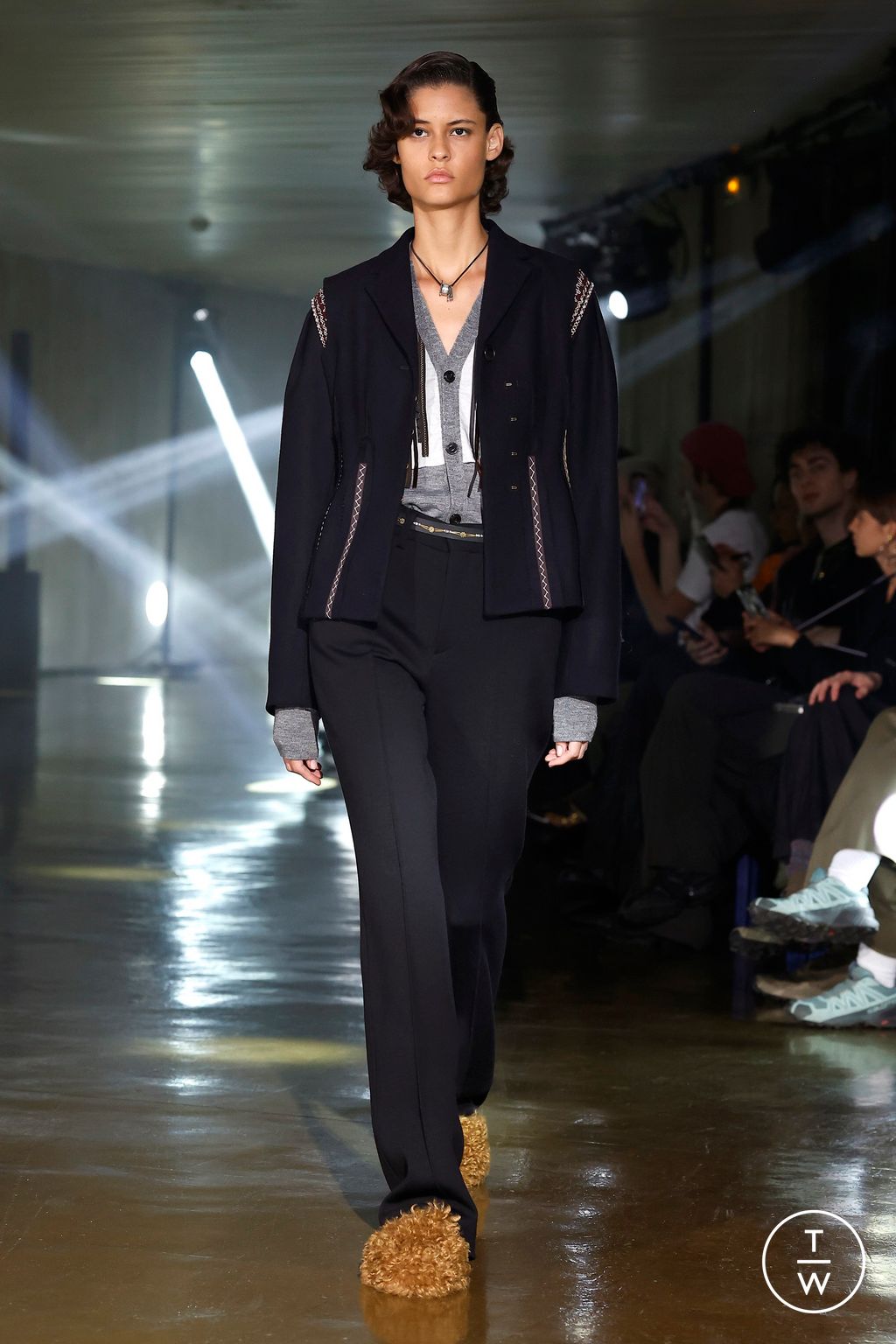 Fashion Week Paris Fall/Winter 2025 look 30 from the Kolor collection 男装