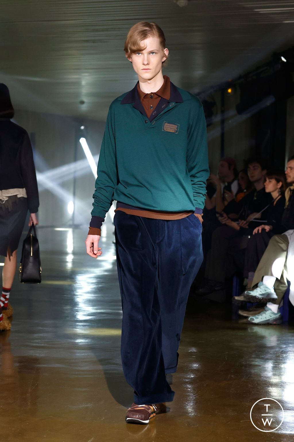 Fashion Week Paris Fall/Winter 2025 look 35 from the Kolor collection 男装