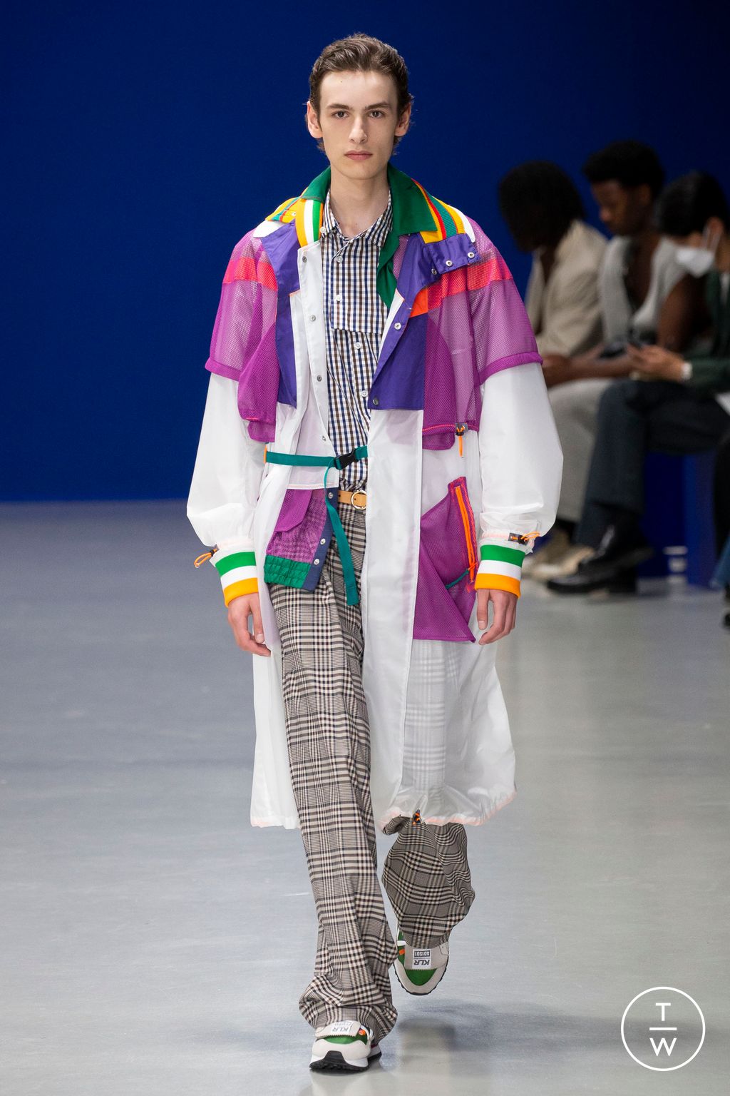 Fashion Week Paris Spring/Summer 2023 look 2 de la collection Kolor menswear