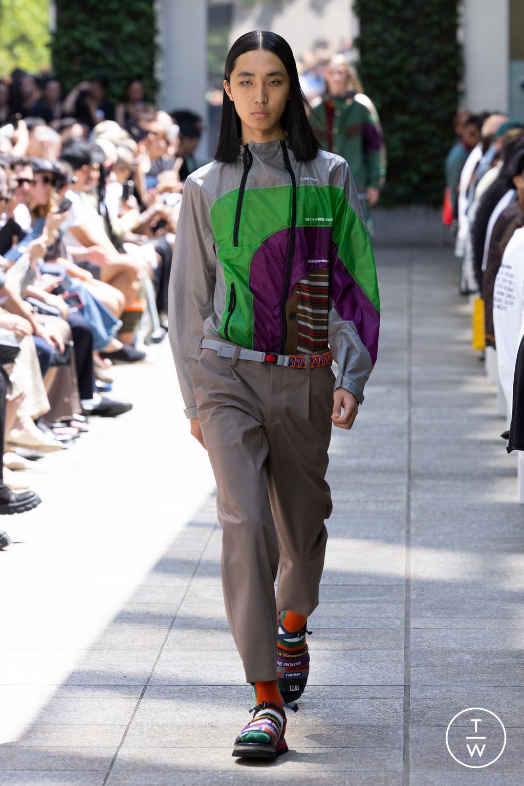 Fashion Week Paris Spring/Summer 2024 look 13 from the Kolor collection 男装