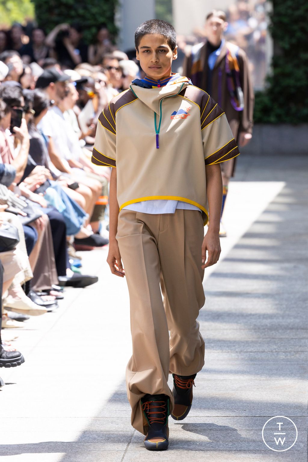 Fashion Week Paris Spring/Summer 2024 look 21 from the Kolor collection 男装