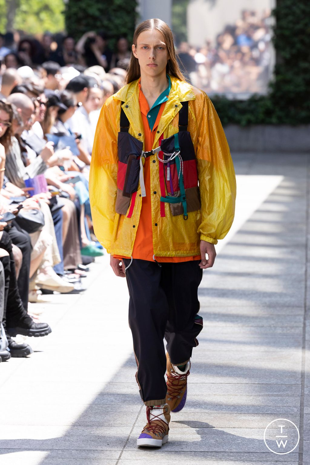 Fashion Week Paris Spring/Summer 2024 look 26 from the Kolor collection menswear