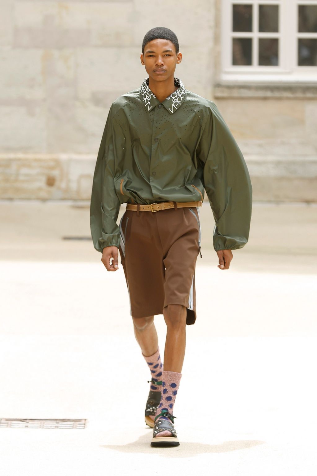Fashion Week Paris Spring-Summer 2025 look 12 from the Kolor collection 男装