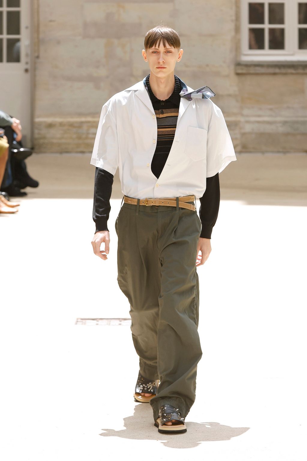 Fashion Week Paris Spring-Summer 2025 look 19 from the Kolor collection menswear