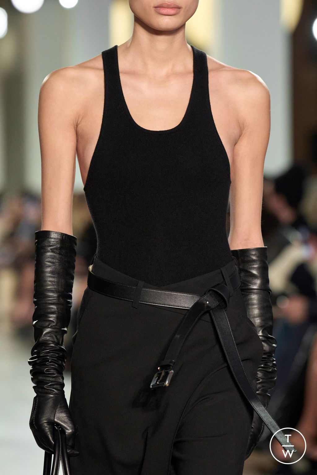 Fashion Week New York Fall/Winter 2025 look 13 from the Michael Kors Collection collection womenswear accessories