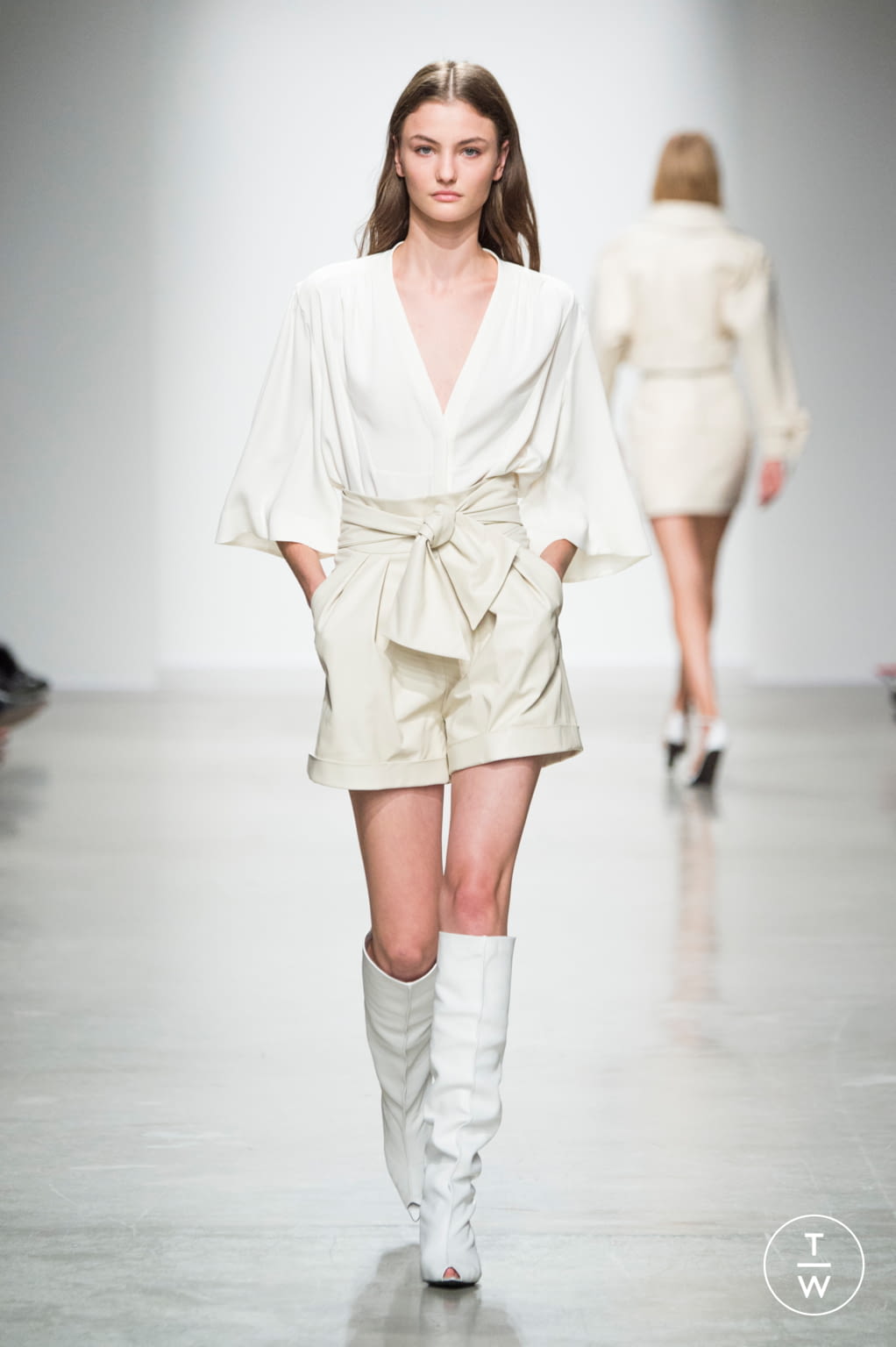 Fashion Week Paris Spring/Summer 2020 look 3 from the Kristina Fidelskaya collection 女装