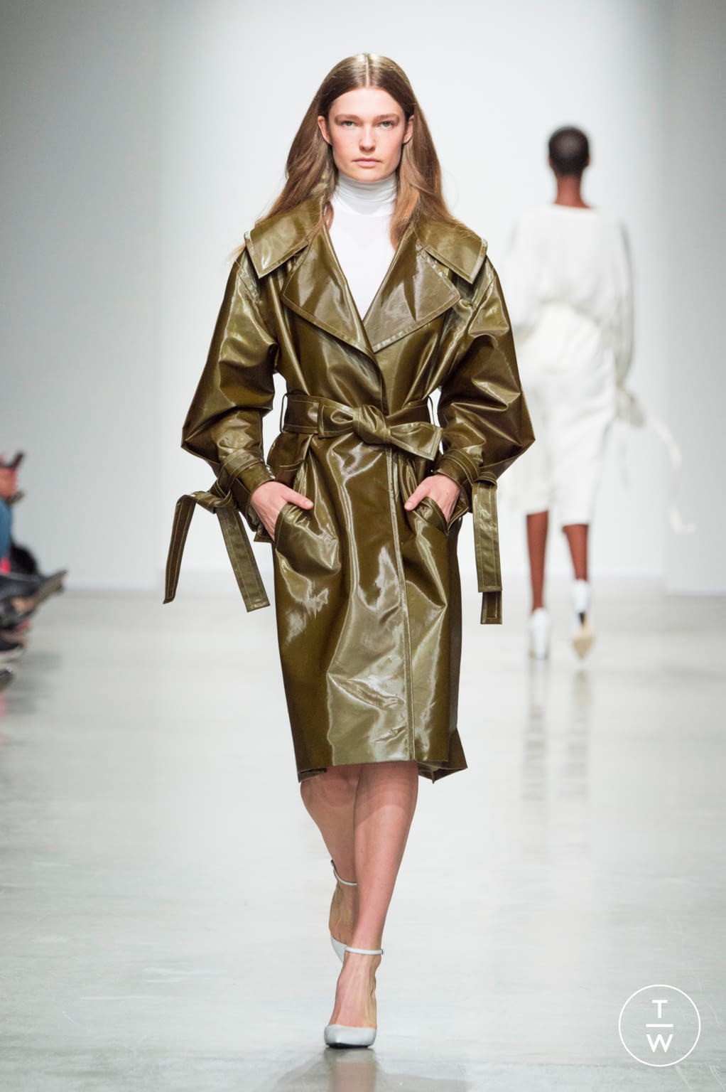 Fashion Week Paris Spring/Summer 2020 look 9 from the Kristina Fidelskaya collection 女装