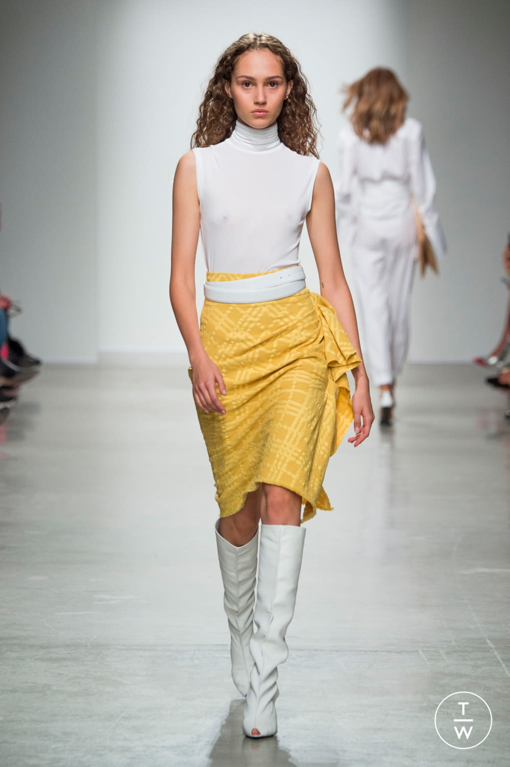 Fashion Week Paris Spring/Summer 2020 look 18 from the Kristina Fidelskaya collection womenswear