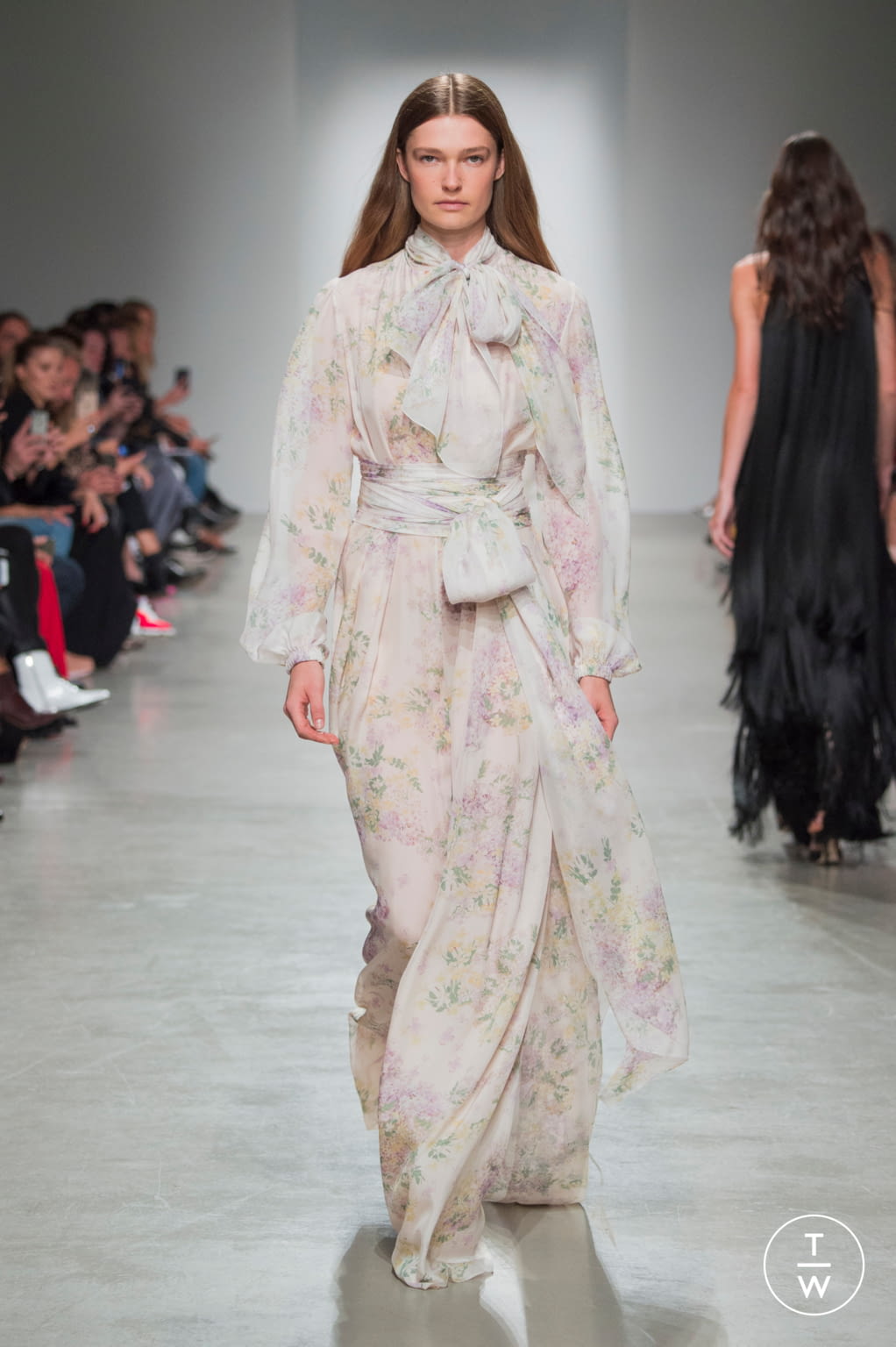 Fashion Week Paris Spring/Summer 2020 look 34 de la collection Kristina Fidelskaya womenswear