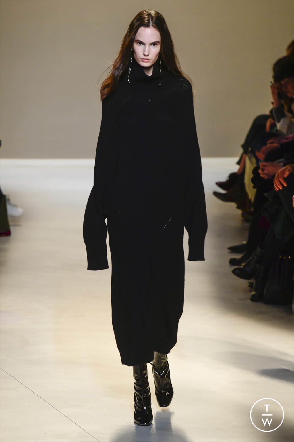 Fashion Week Milan Fall/Winter 2017 look 9 de la collection Krizia womenswear
