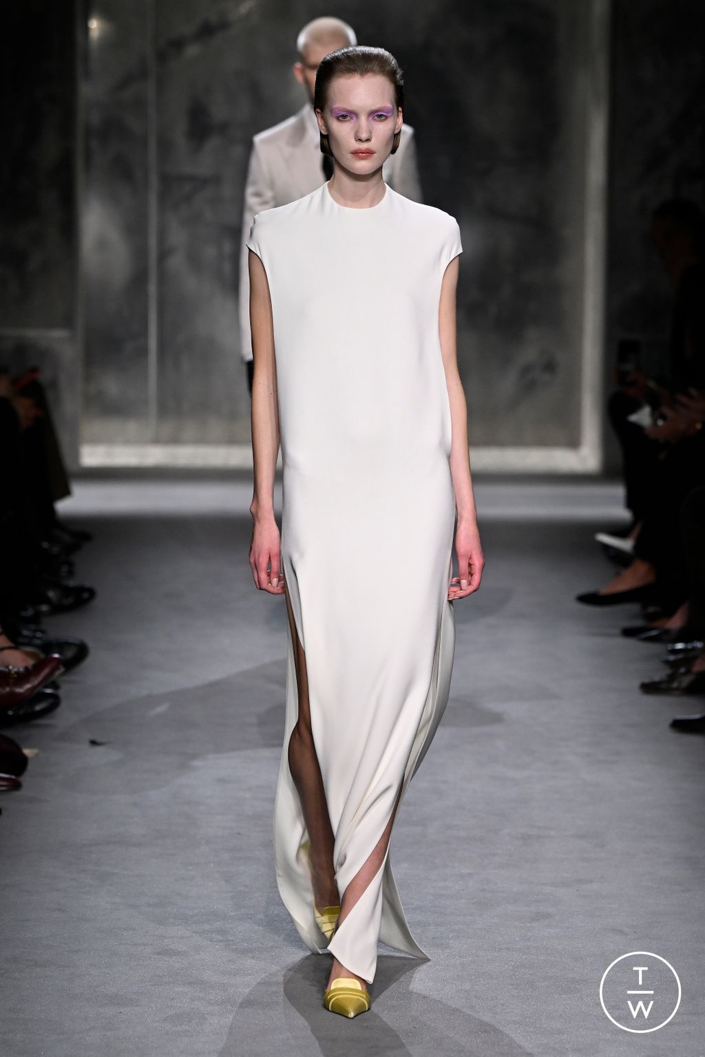 Fashion Week Paris Fall/Winter 2025 look 29 from the Tom Ford collection womenswear