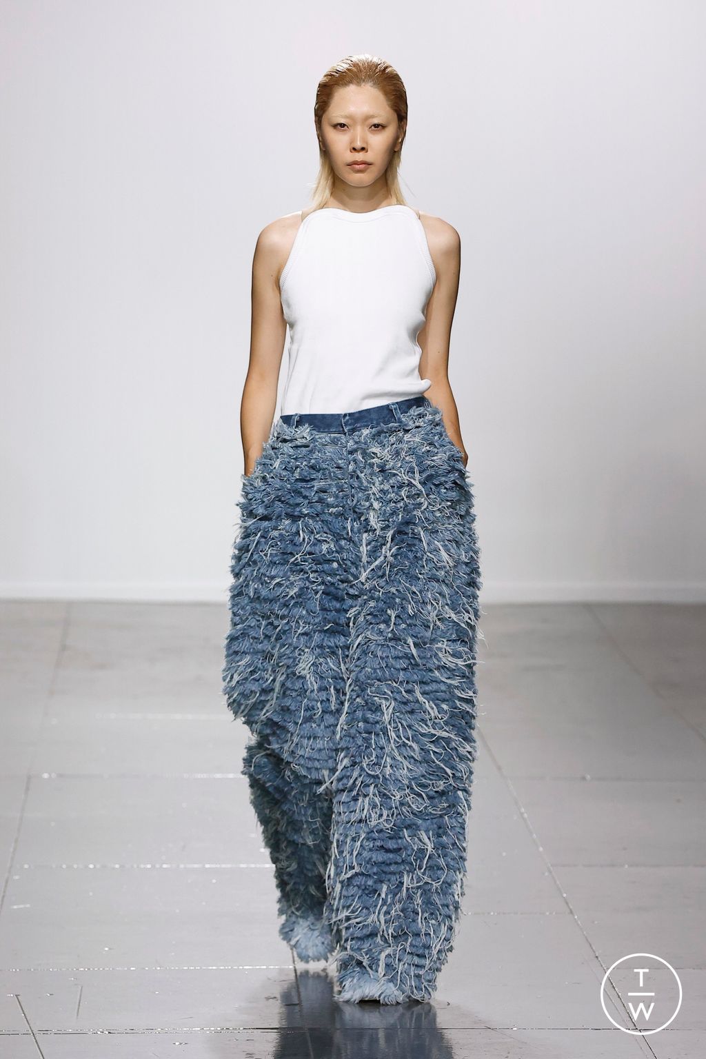 Fashion Week London Spring/Summer 2024 look 11 from the KSENIASCHNAIDER collection womenswear