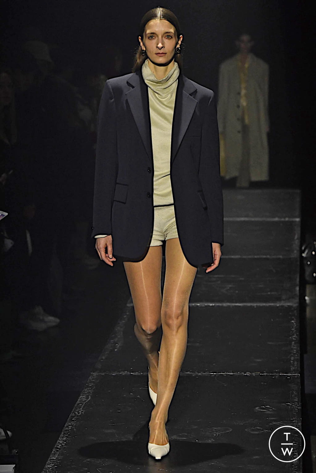 Fashion Week Paris Fall/Winter 2020 look 1 from the KWAIDAN EDITIONS collection womenswear