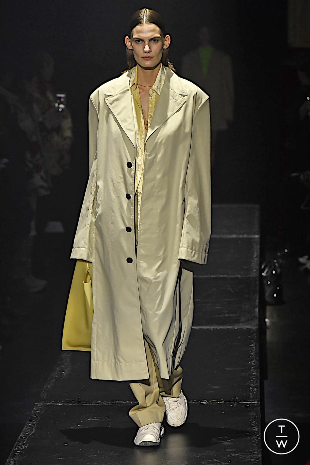 Fashion Week Paris Fall/Winter 2020 look 2 from the KWAIDAN EDITIONS collection womenswear