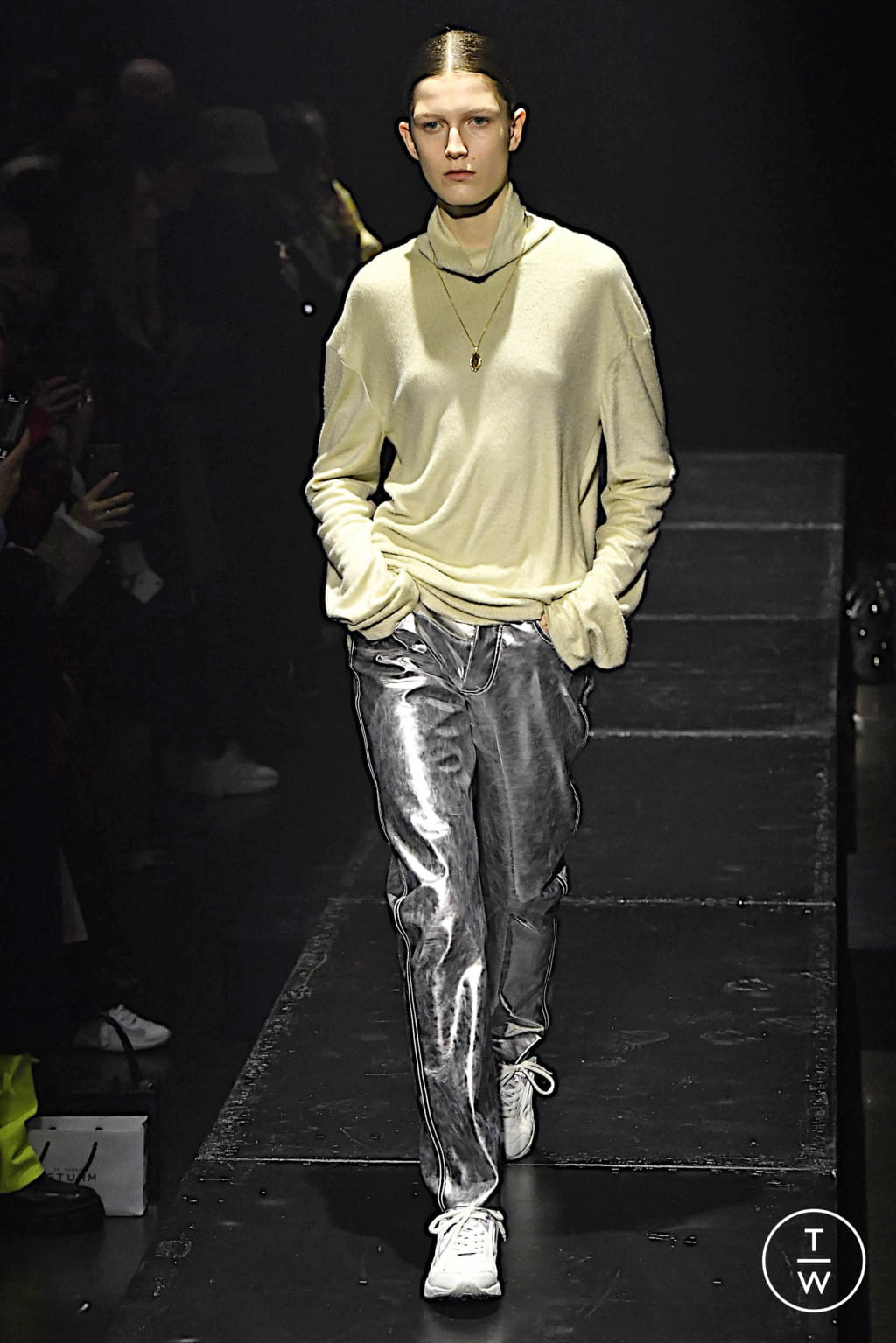 Fashion Week Paris Fall/Winter 2020 look 8 from the KWAIDAN EDITIONS collection womenswear