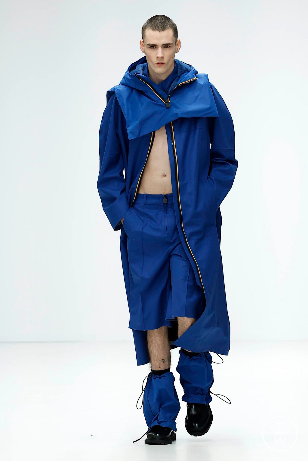 Fashion Week Milan Fall/Winter 2024 look 19 from the K-WAY R&D collection 男装